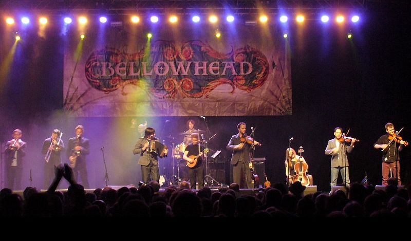 Bellowhead (candyschwartz from Boston, USA, CC BY 2.0 , via Wikimedia Commons)