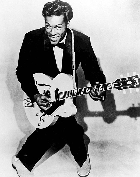 Chuck Berry 1957 (Universal Attractions (management), Public domain, via Wikimedia Commons)