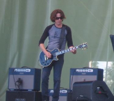 Dominic Miller (discographyworld.com, CC BY 2.0 , via Wikimedia Commons)