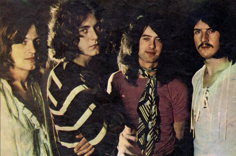 Led Zeppelin Revista Pelo n# 16, 1971, Public domain, via Wikimedia Commons
